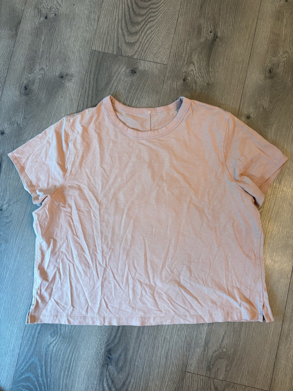 lululemon athletica Tan Cropped Short Sleeve Tee
